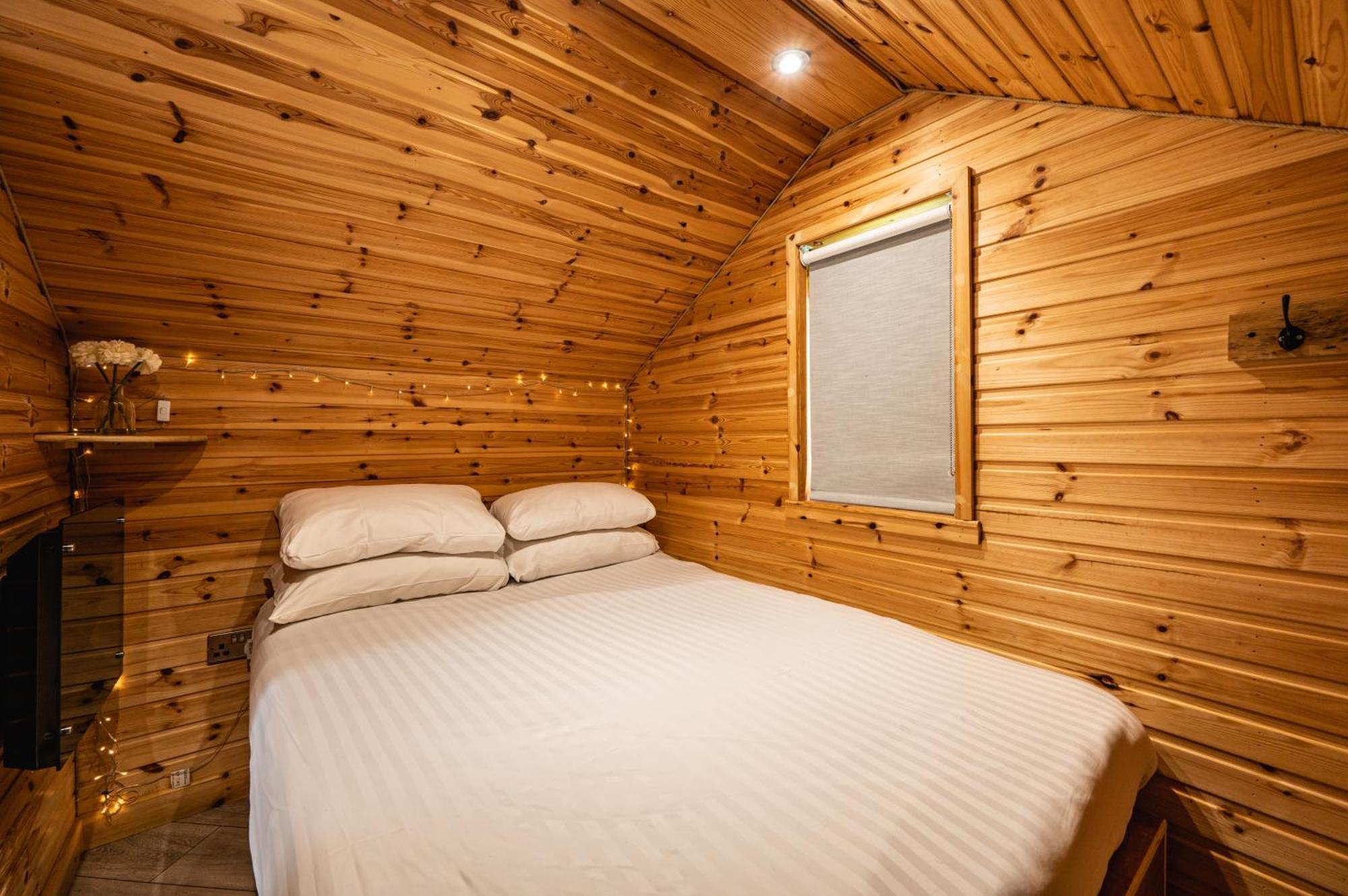 Delny Glamping And Farm Animals Hotel Invergordon Ngoại thất bức ảnh