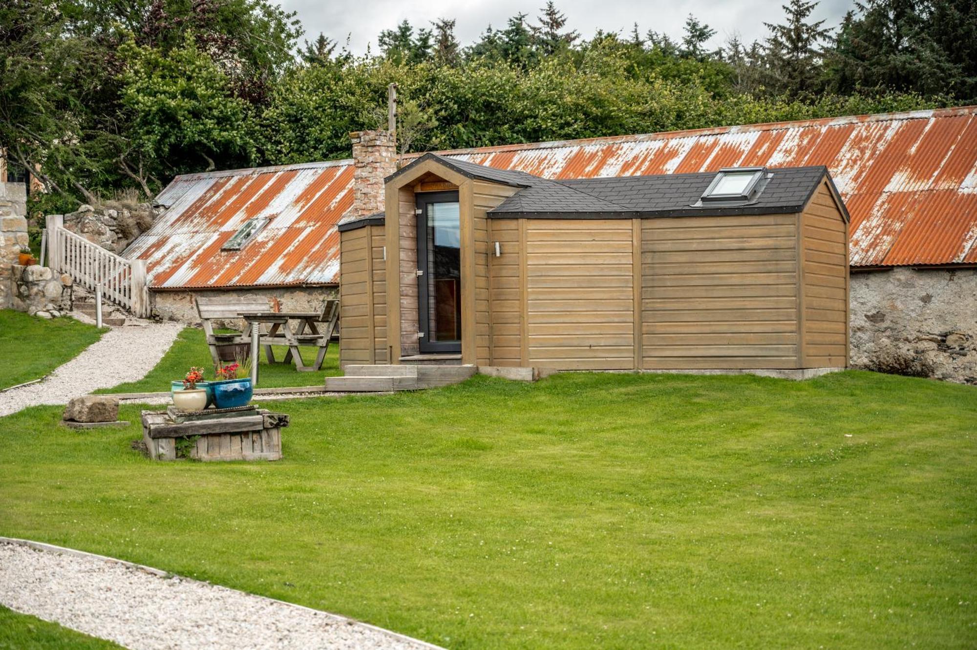 Delny Glamping And Farm Animals Hotel Invergordon Ngoại thất bức ảnh